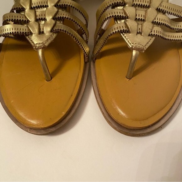 DIANE VON FURSTENBERG SHOES SANDALS THONG FLAT GLADIATOR STUDS GOLD LEATHER - Picture 7 of 12